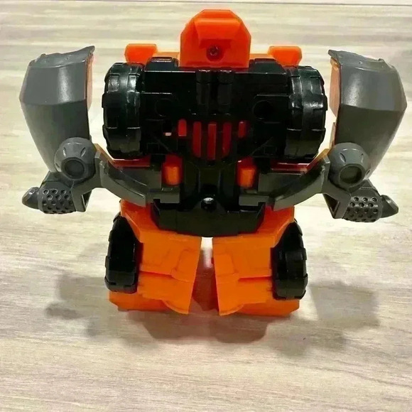 Rescan WEDGE Construction-Bot (Cement Truck) Transformers Rescue Bots Academy - Picture 4 of 7